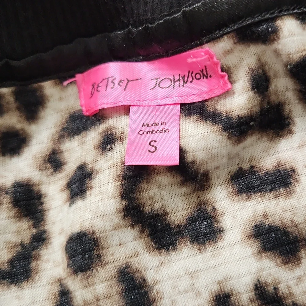 Betsey Johnson Pajama Set - Picture 4 of 11